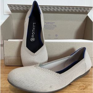 Flat shoesfrom Rothys new